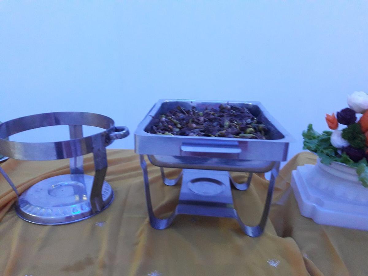 Avanya Hotel And Reception Hall Angunakolapelessa المظهر الخارجي الصورة
